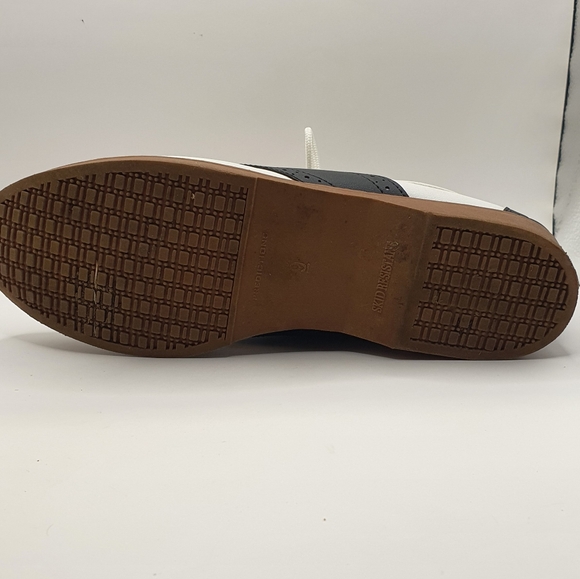 Vintage Style Black & White Saddle Oxford Shoes - - Picture 4 of 4